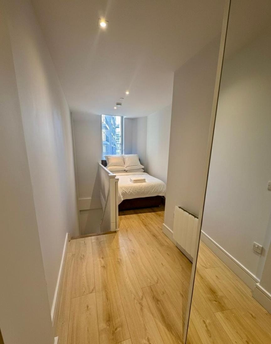 B-House Apartment in Ilford