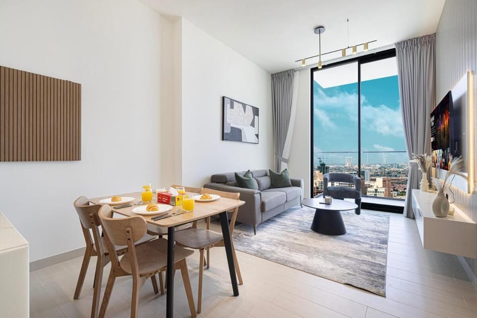Modern 1BR in Binghatti gardenia - Marina view Apartment in Dubai