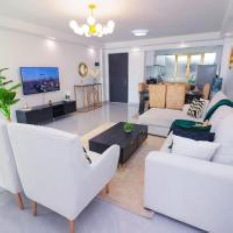 newly furnished two bedroom apartment with swimming pool, fully equipped gym, private parking space ,children playground and unbeatable scenic city views Apartment in Nairobi