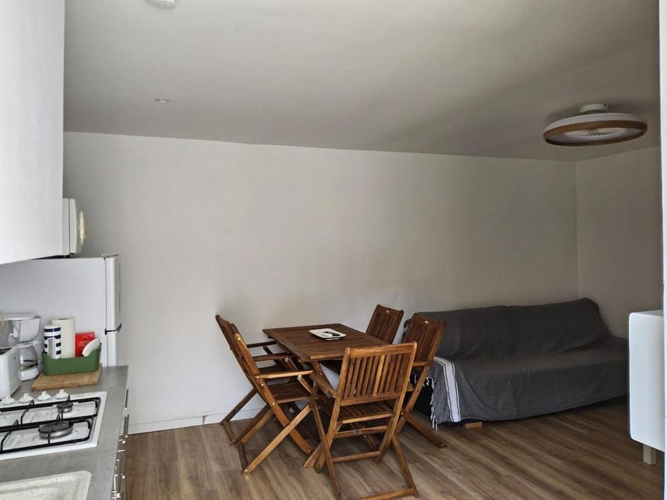 Barracuda of port terrace sea for 6 Apartment in Port-la-Nouvelle