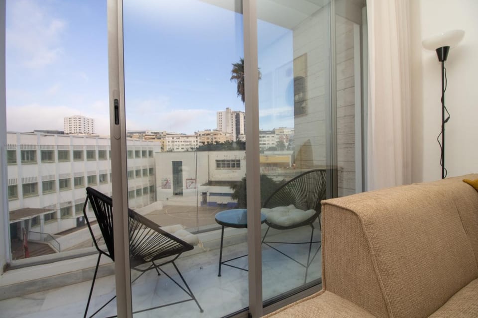 SkyRise Studios Apartment in Casablanca