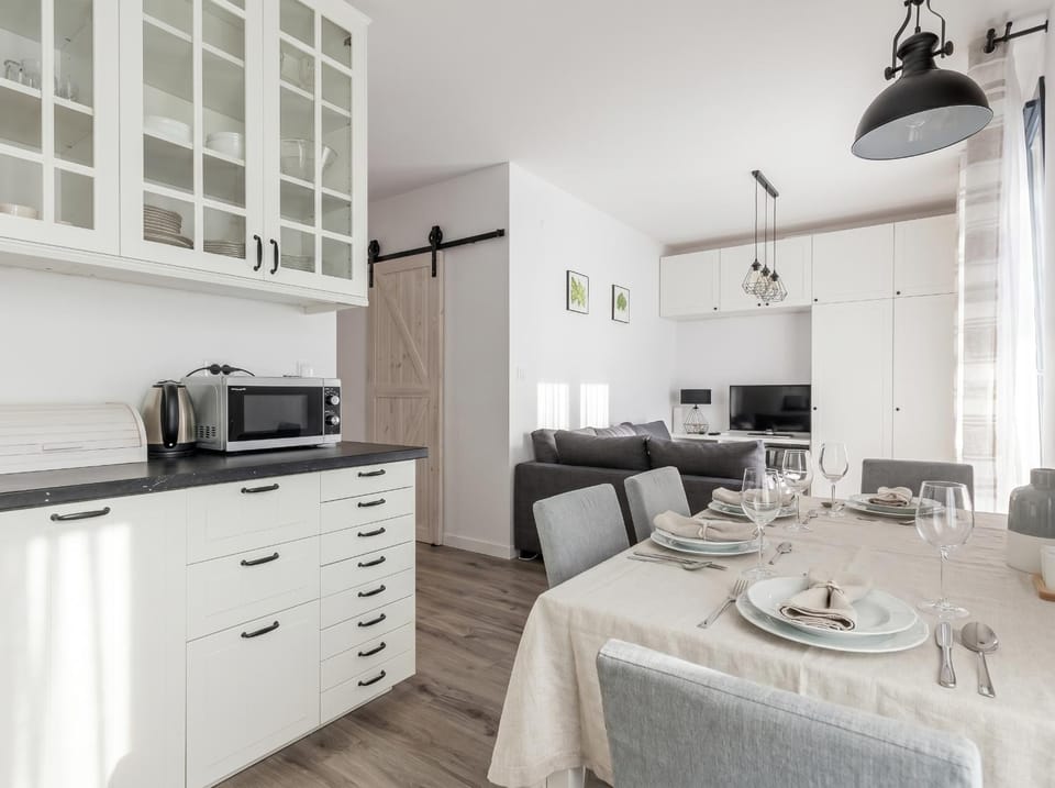 Kitchen or kitchenette, Dining area, dishwasher, minibar, oven, pet friendly, stove, toaster