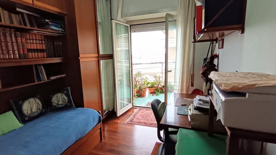 Vista mare a 50 m dalla spiaggia e dai servizi Apartment in Nettuno