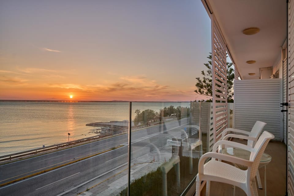 Day, Natural landscape, View (from property/room), Balcony/Terrace, Sea view, Sunrise, Sunset