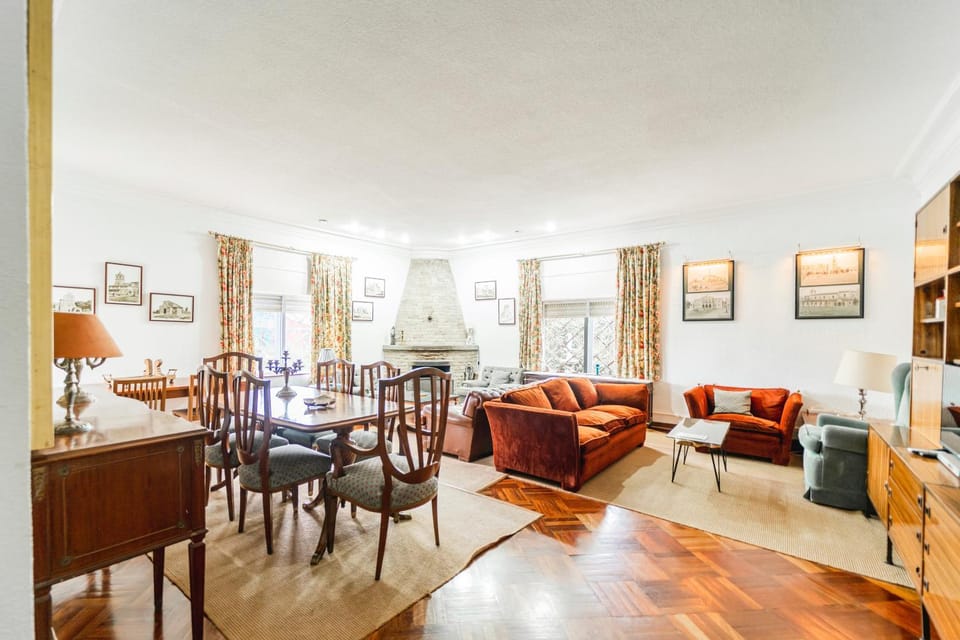 Property building, Living room