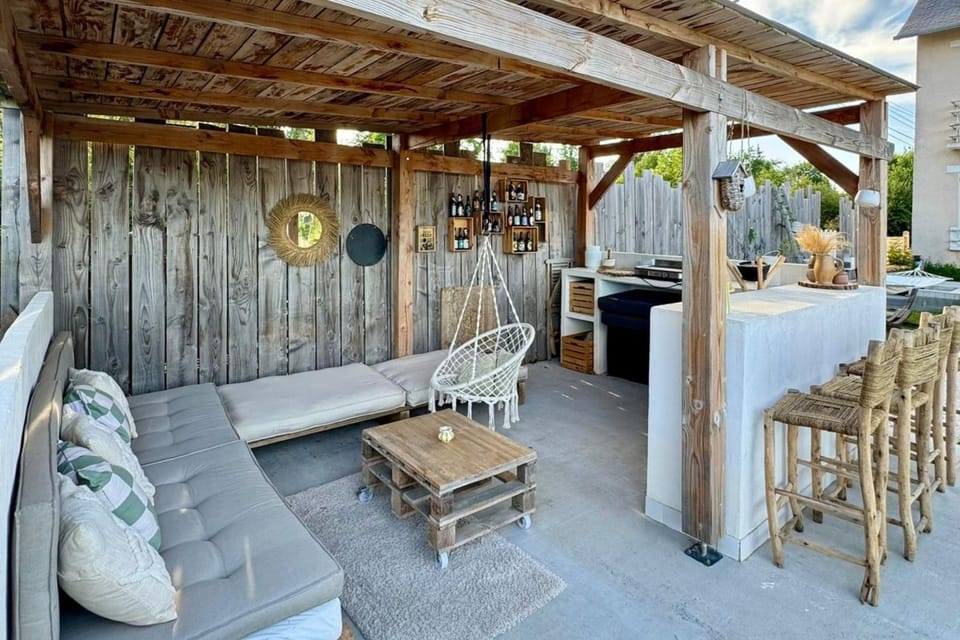 Cozy house next to the Mayenne River House in Pays de la Loire