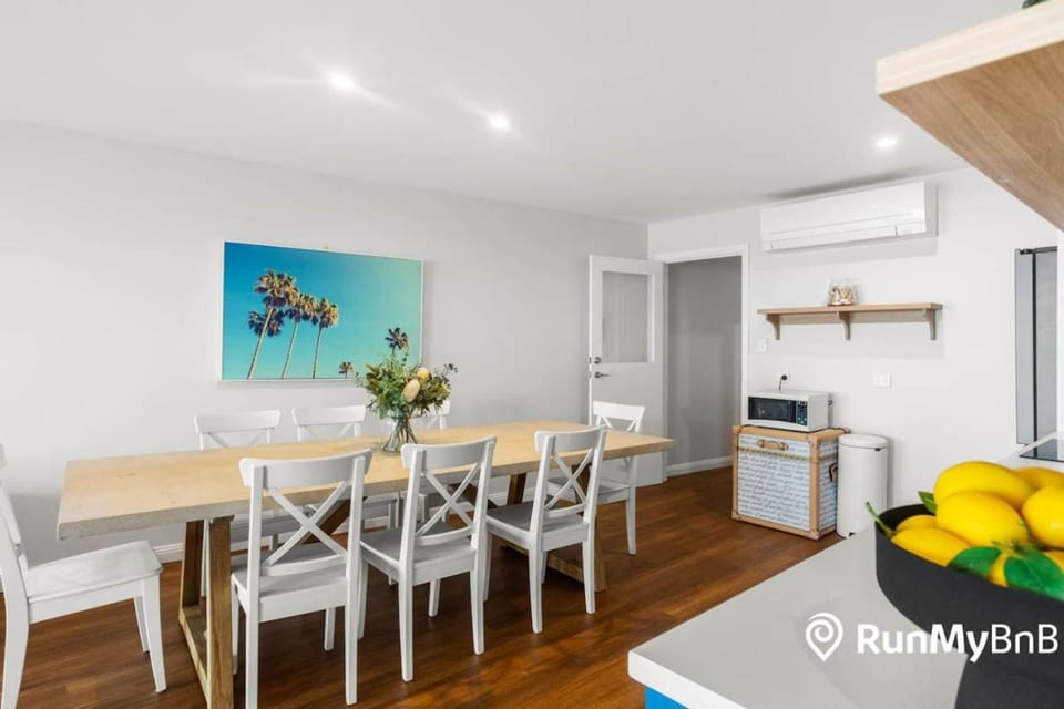 Azure - Absolute Beachfront House in Port Elliot
