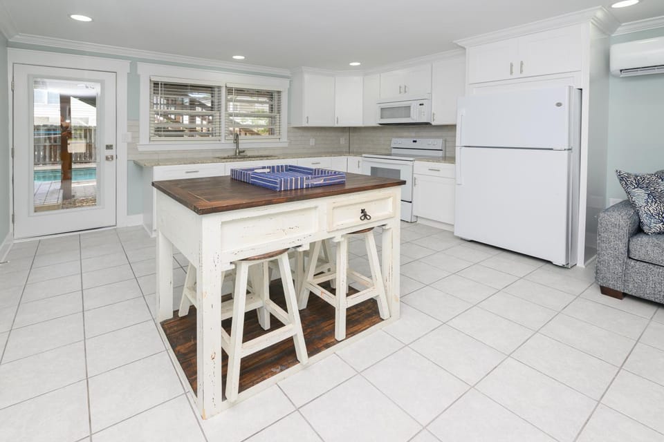 The Salty Seagull House in Surfside Beach