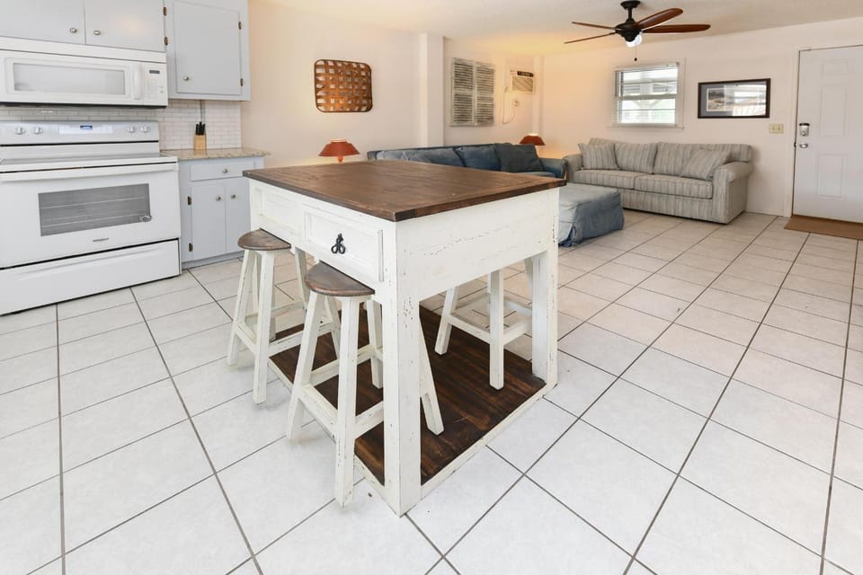 The Salty Seagull House in Surfside Beach