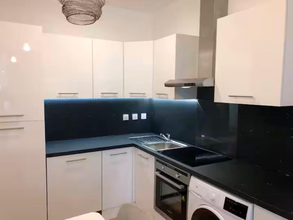 Bel appartement Apartment in Vaulx-en-Velin