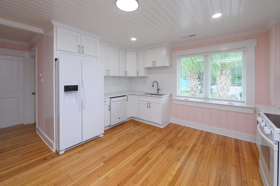 Wavy Daze House in Surfside Beach