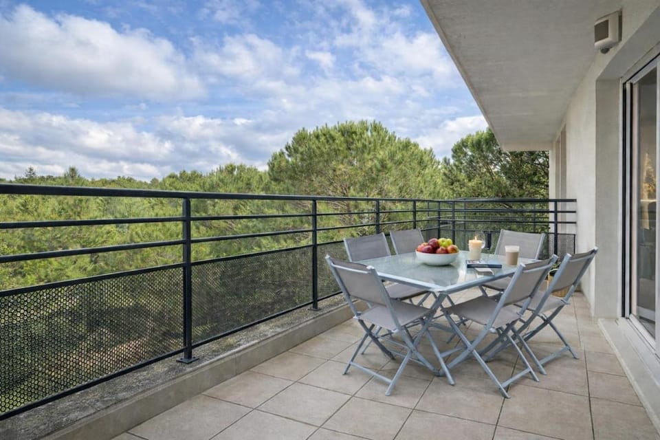 Patio, View (from property/room), Balcony/Terrace, Seating area