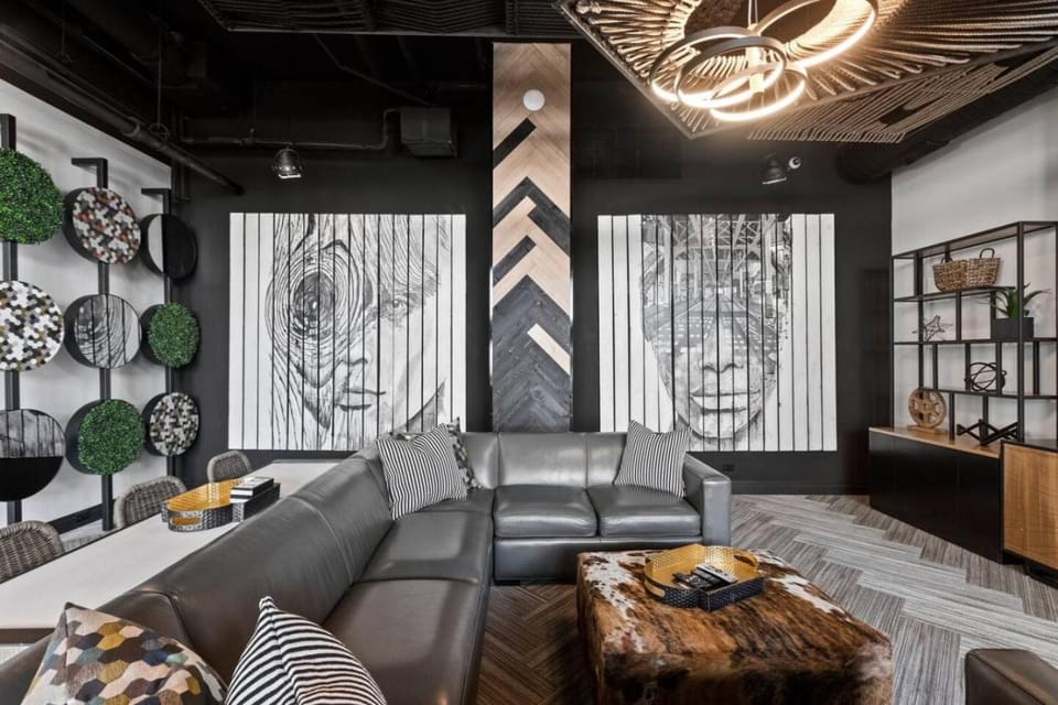 Communal lounge/ TV room, Area and facilities