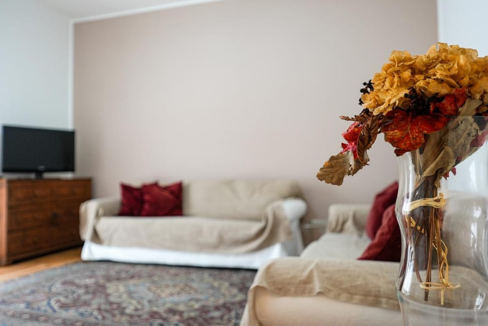 Living room, Decorative detail