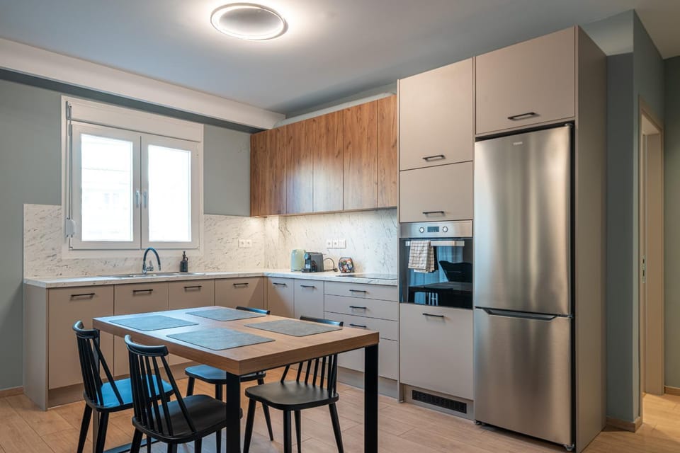 Kitchen or kitchenette, Dining area, kitchen, kitchen