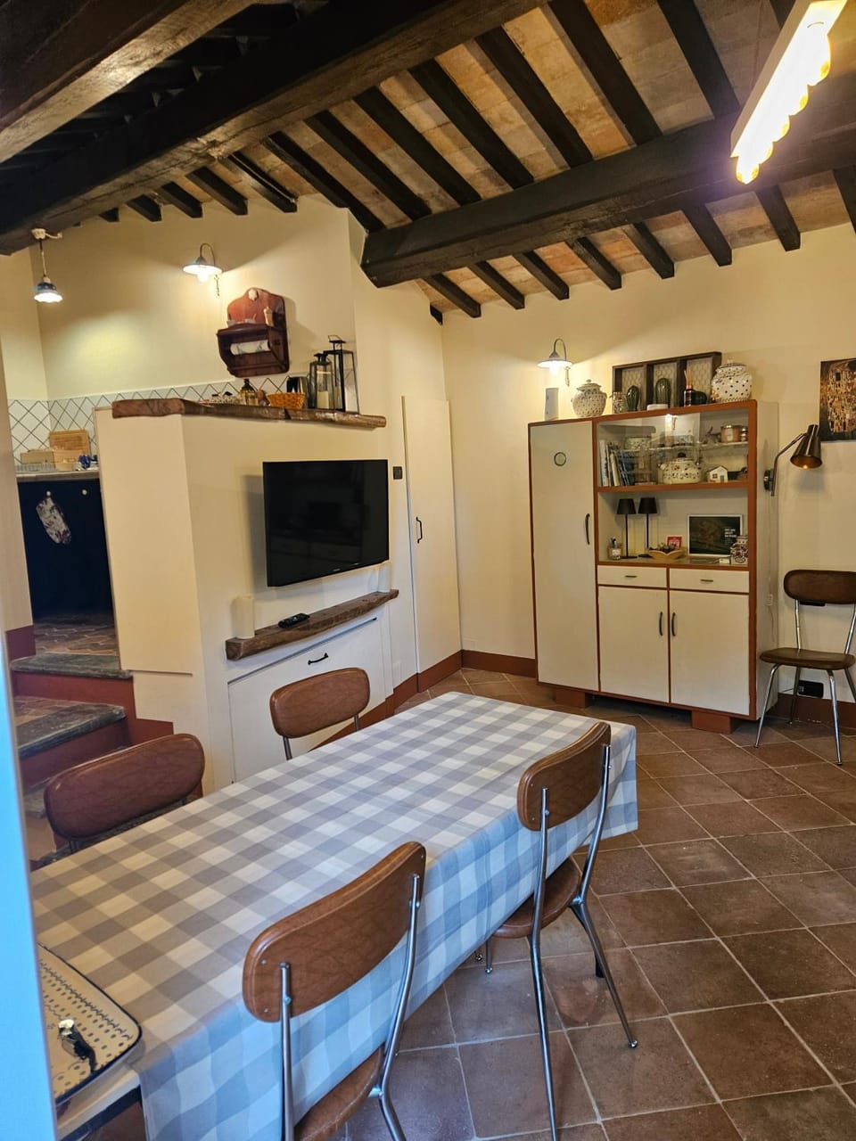 Property building, Living room