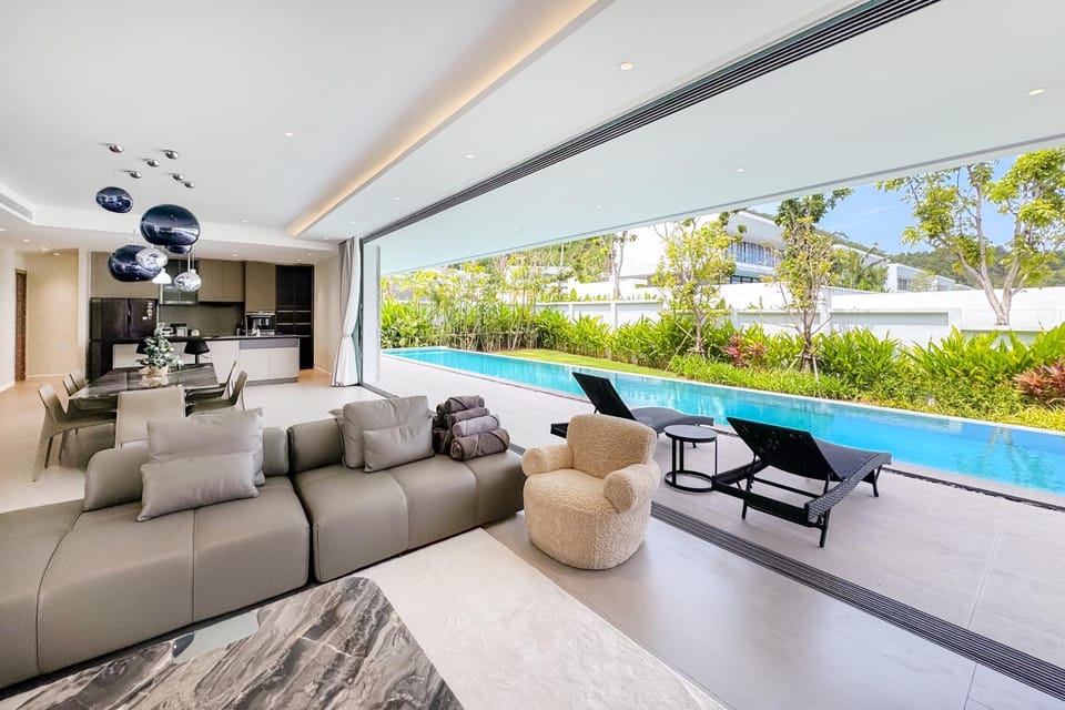 Living room, Pool view, Swimming pool