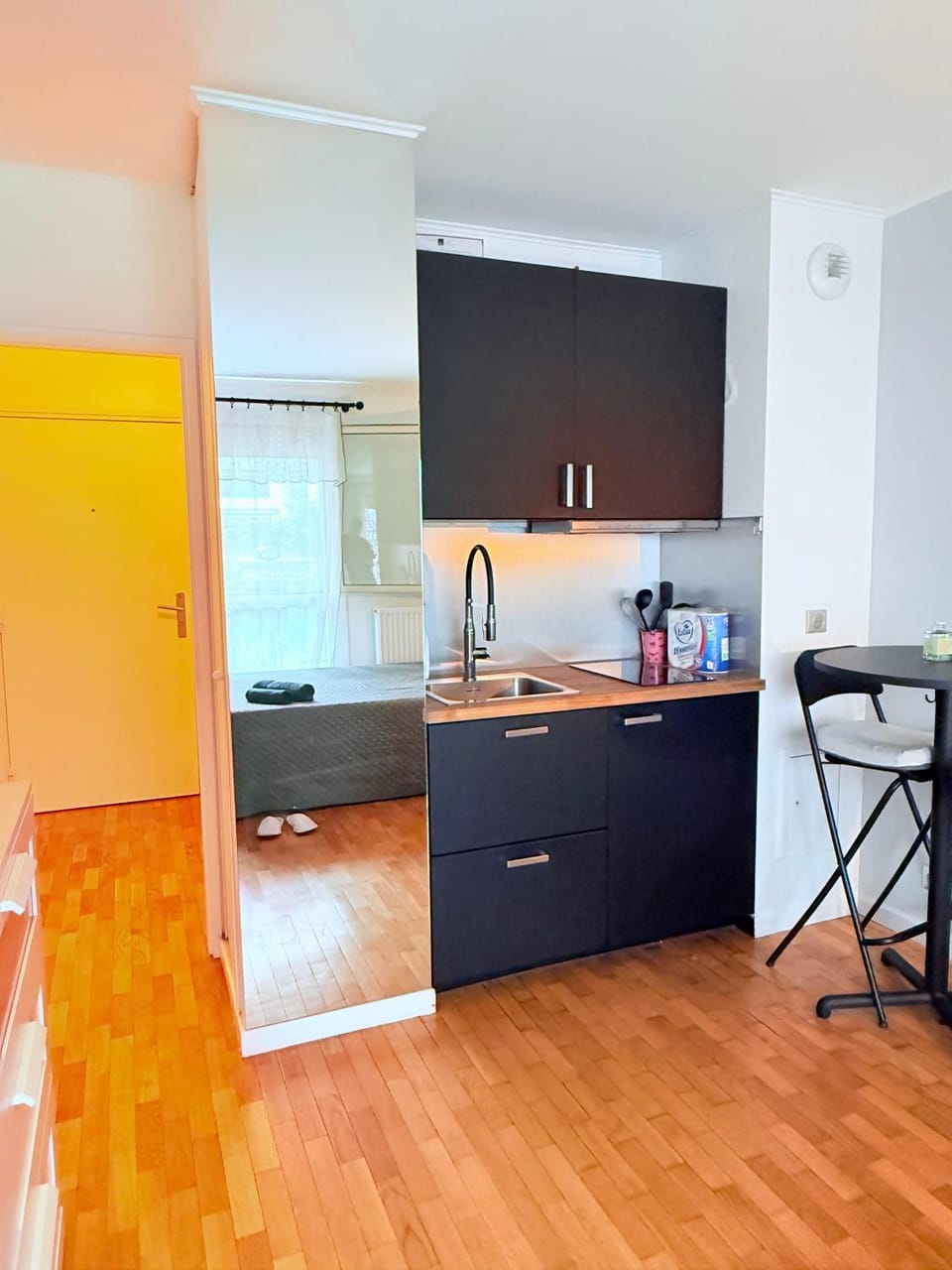 Apparemment agréable Apartment in Levallois-Perret