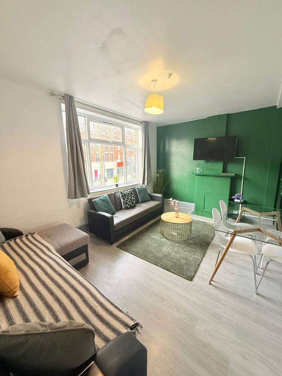 Tower Bridge Guest Flat-80 Apartment in London Borough of Southwark