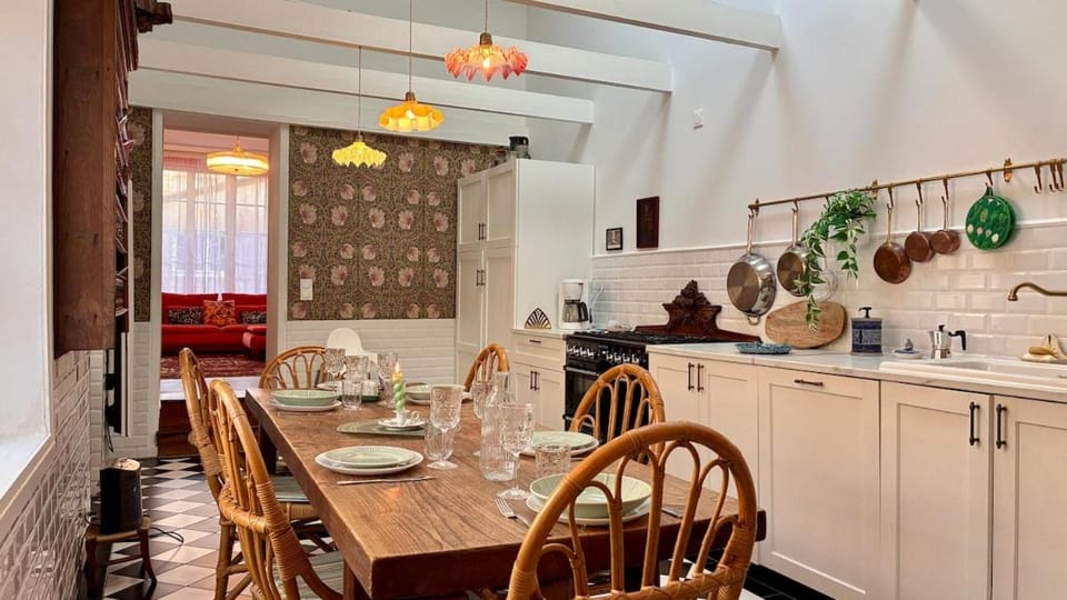 Ti mod-kozh - port et commerces à pieds House in Finistere