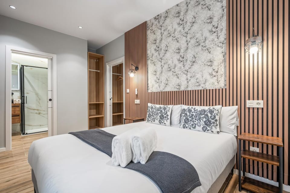 Bed, Photo of the whole room