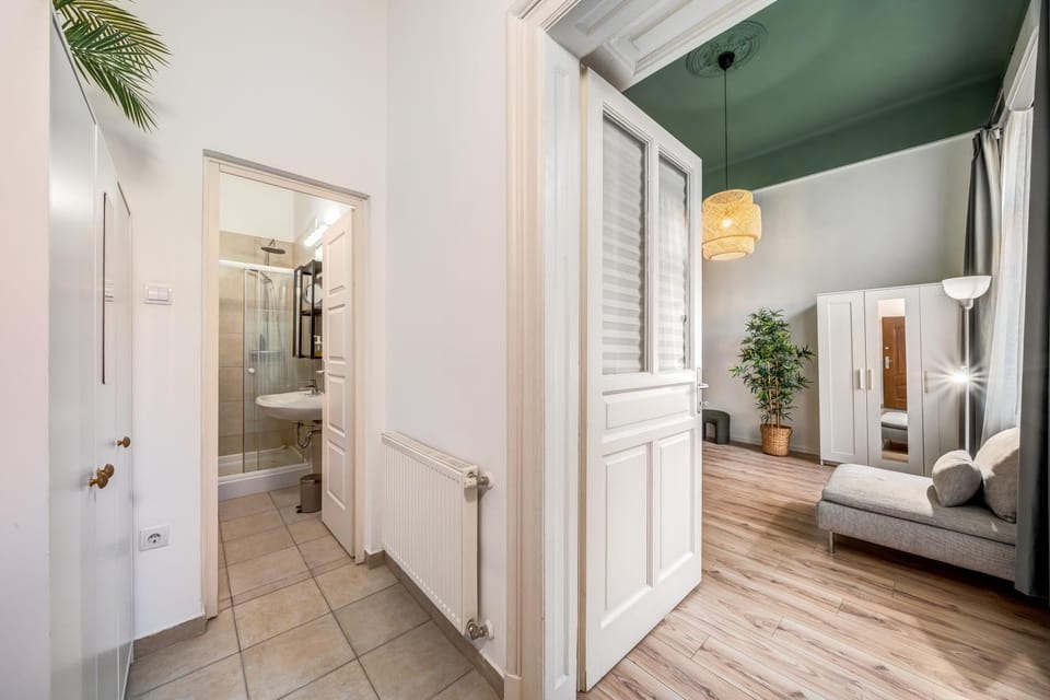 Shower, Bathroom, Photo of the whole room