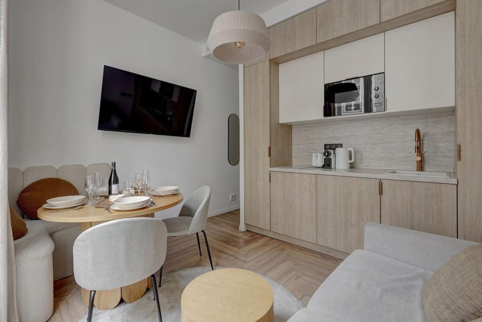 TheBlueStay 257 - Cozy Apt in central Paris with AC Apartment in Paris