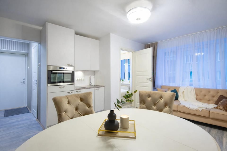 Kitchen or kitchenette, Living room