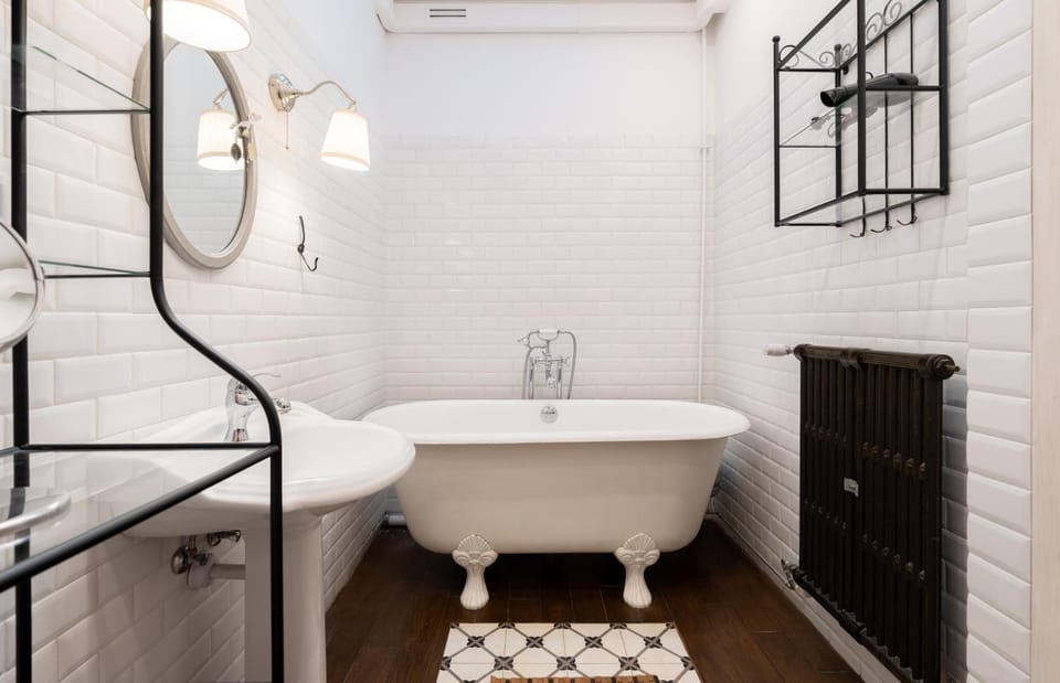 Bathroom, Bath