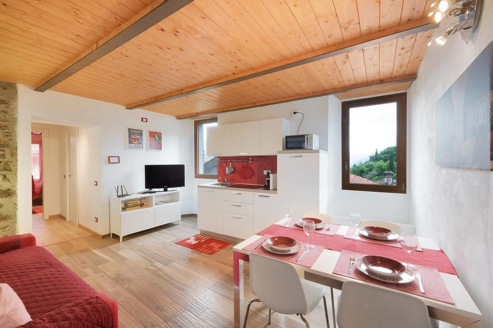 Prima Del Cielo - Alba Apartment House in Province of Lecco