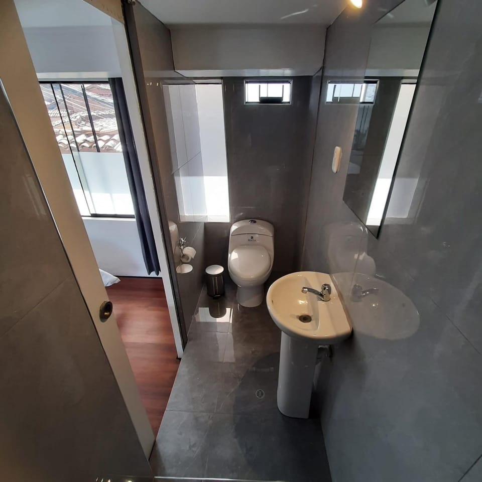 Toilet, Bathroom