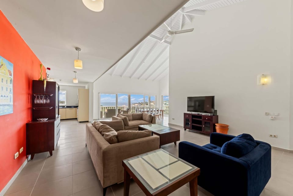 Blue Horizon Penthouse Apartment in Sint Michiel