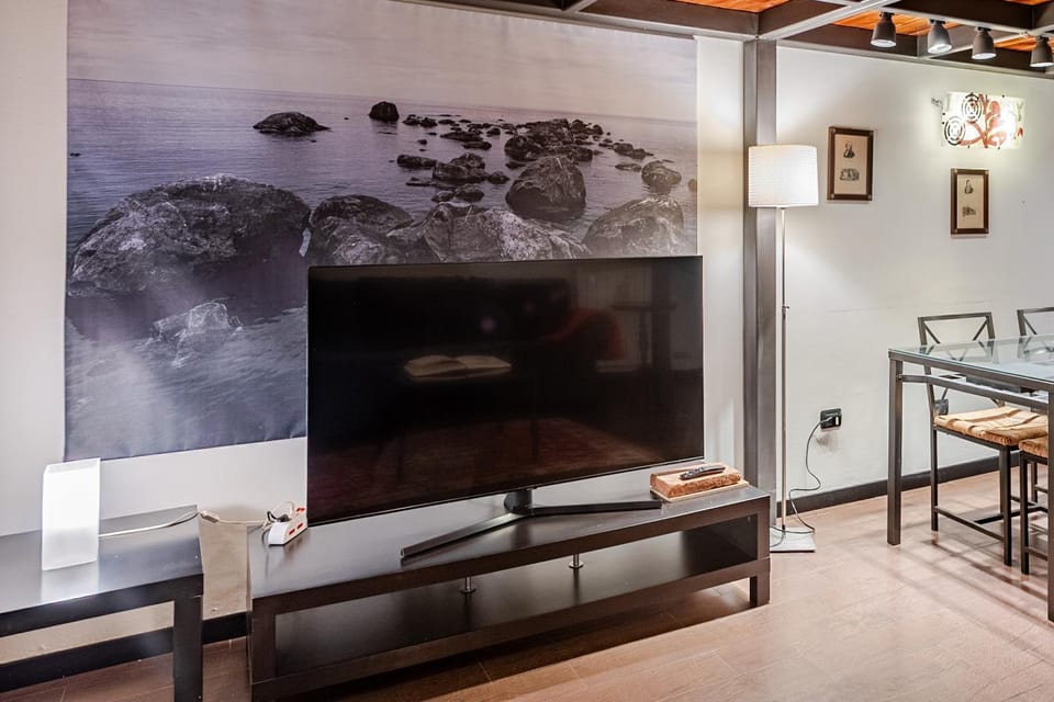 Authentic Loft Pasteur Apartment in Milan