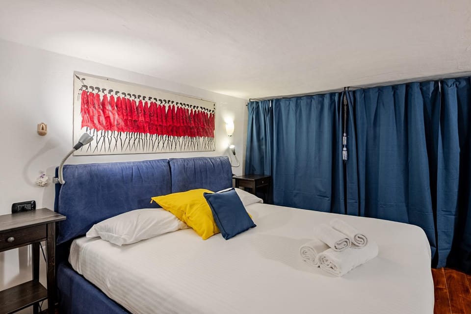 Authentic Loft Pasteur Apartment in Milan