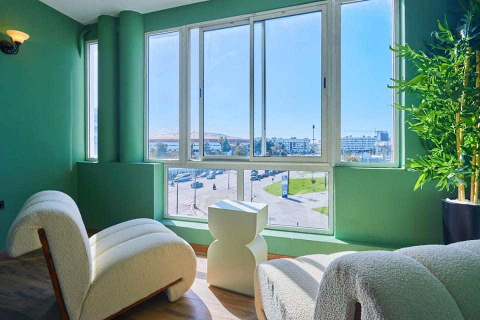 High-End Large 4BR With Free Parking Apartment in Casablanca