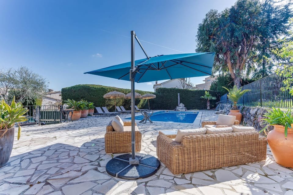 Patio, Swimming pool