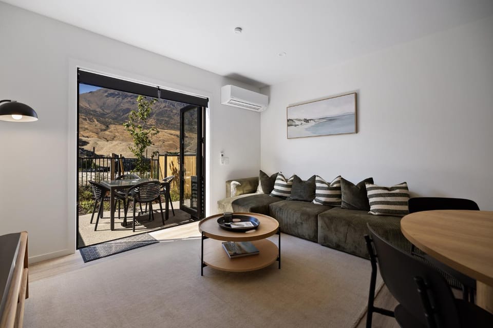 Patio, Living room, Mountain view