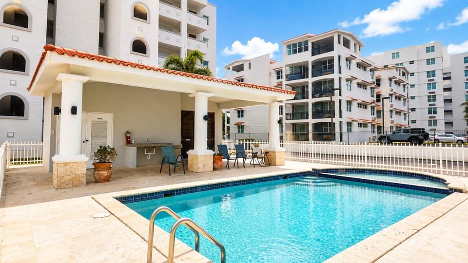 Beautiful, Beach Front, Centrally-located Condo House in Rincón