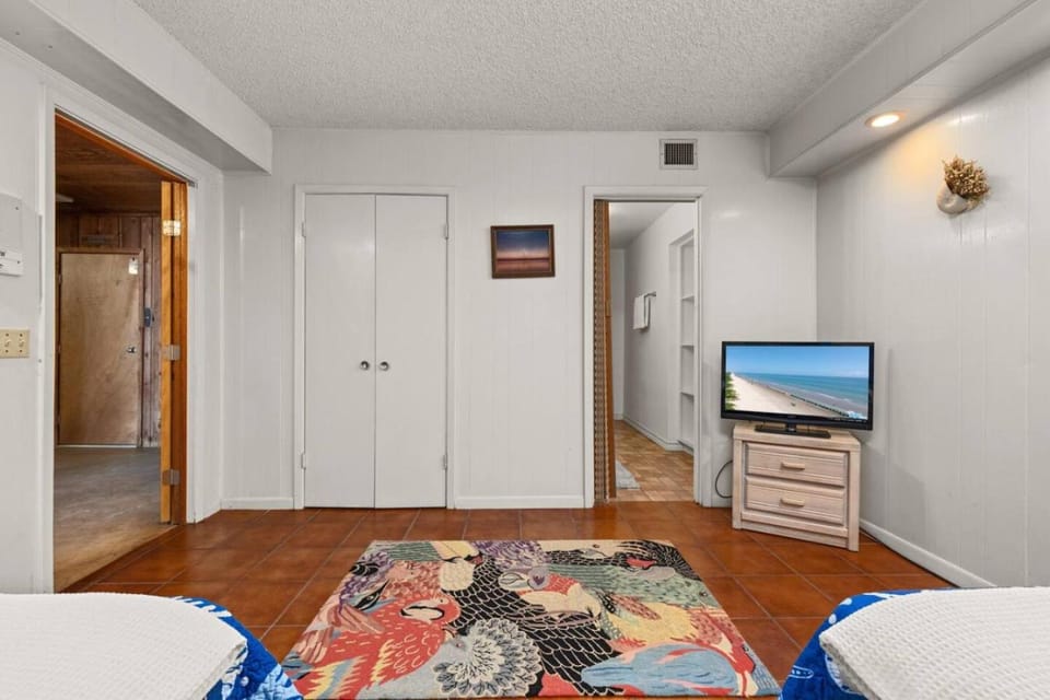 Laguna Circle Getaway on the Bay House in South Padre Island