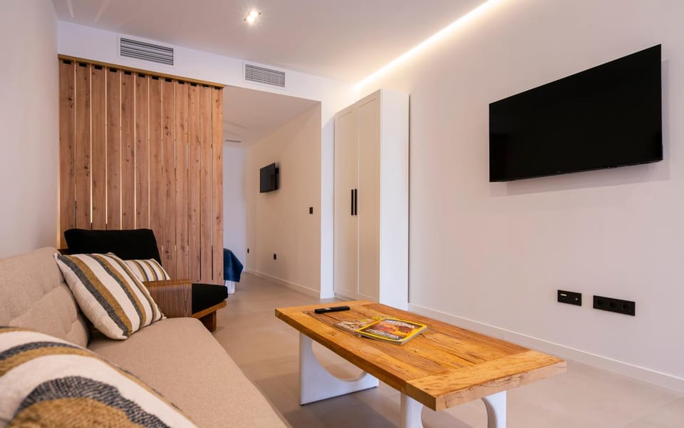 TV and multimedia, Living room