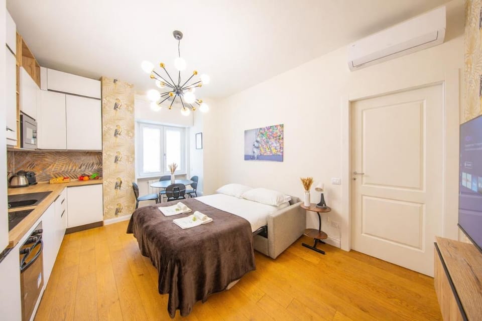 Luxurious 1bdr in City Life, sleeps 4 Apartment in Milan