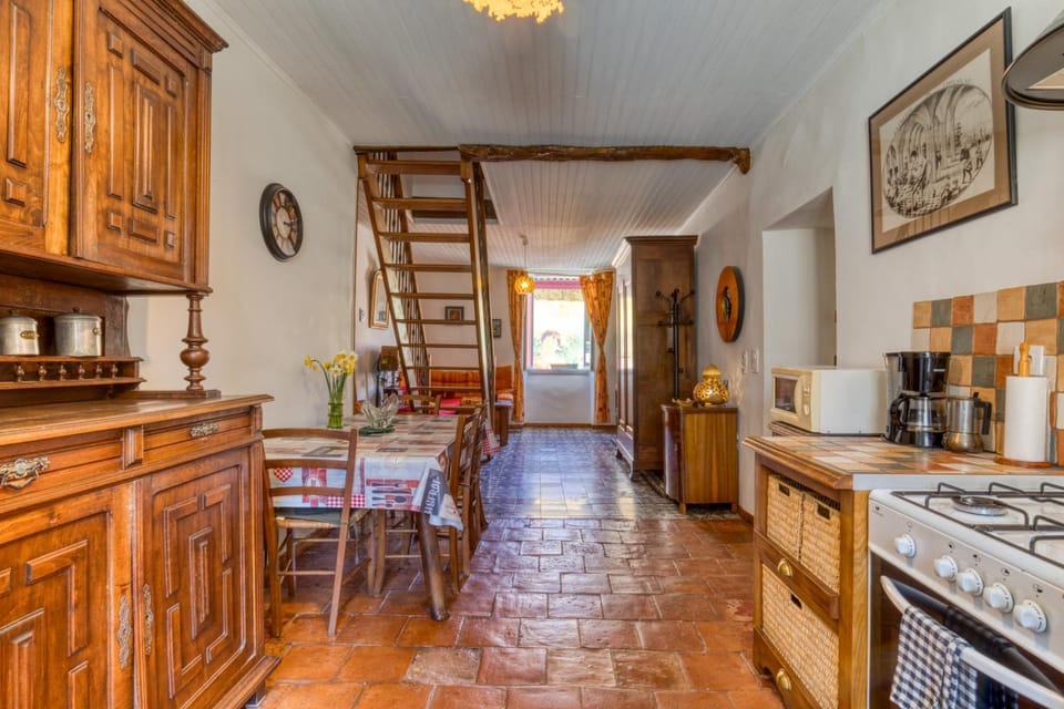 Property building, Living room