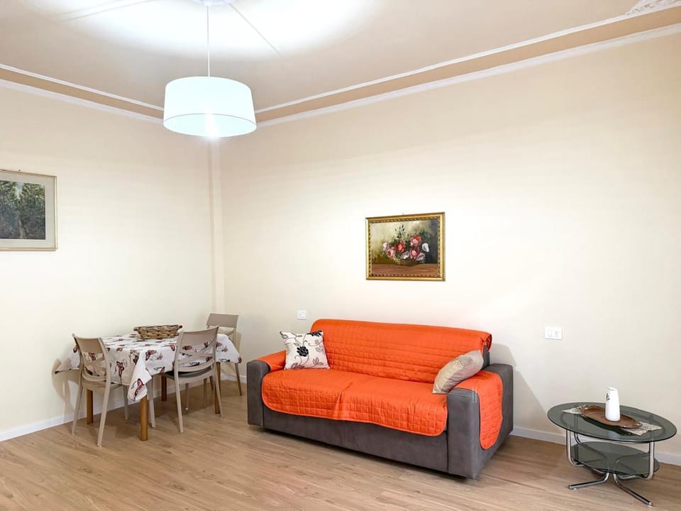 Vintage Armonia 2BR apartment Apartment in Florence