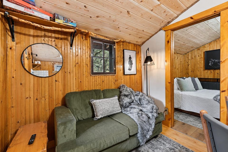 Bed, Living room, Seating area