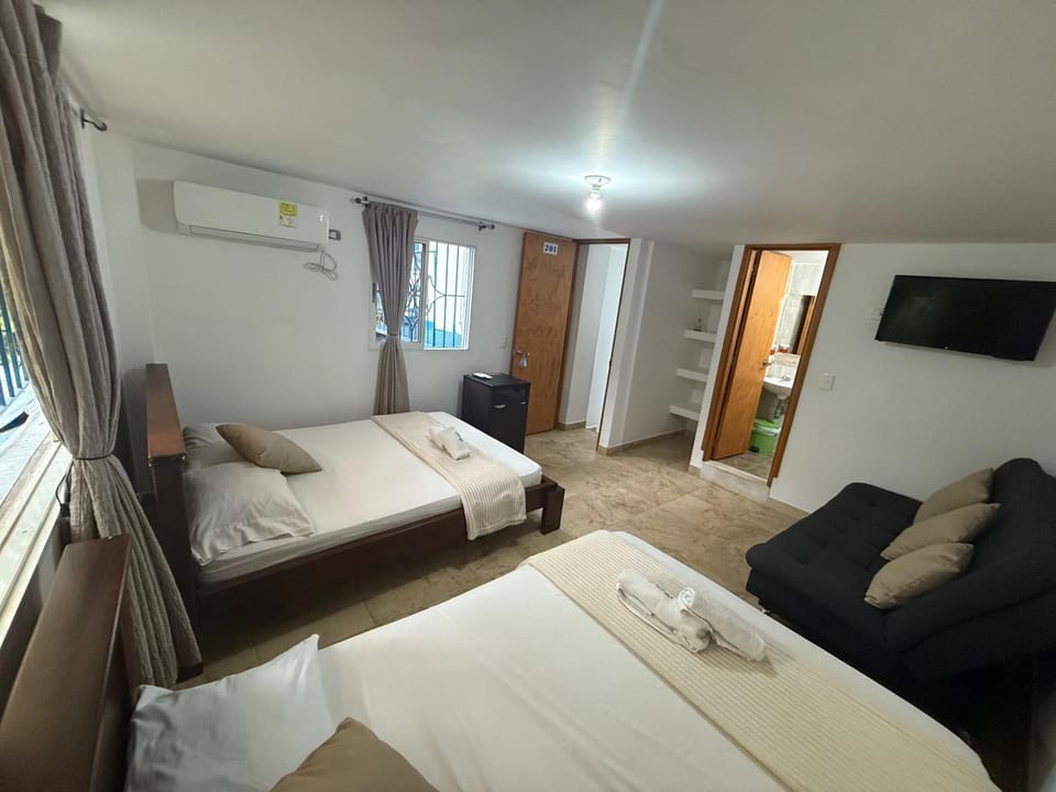 Hotel Santorini Doradal Hotel in Santander, Colombia