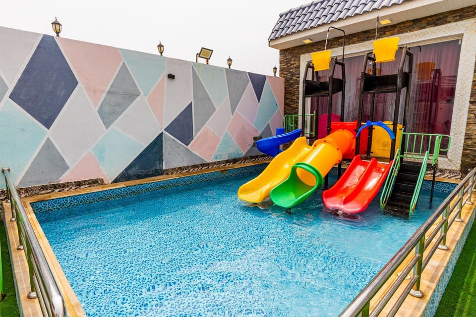 Day, Aqua park, Pool view, Swimming pool
