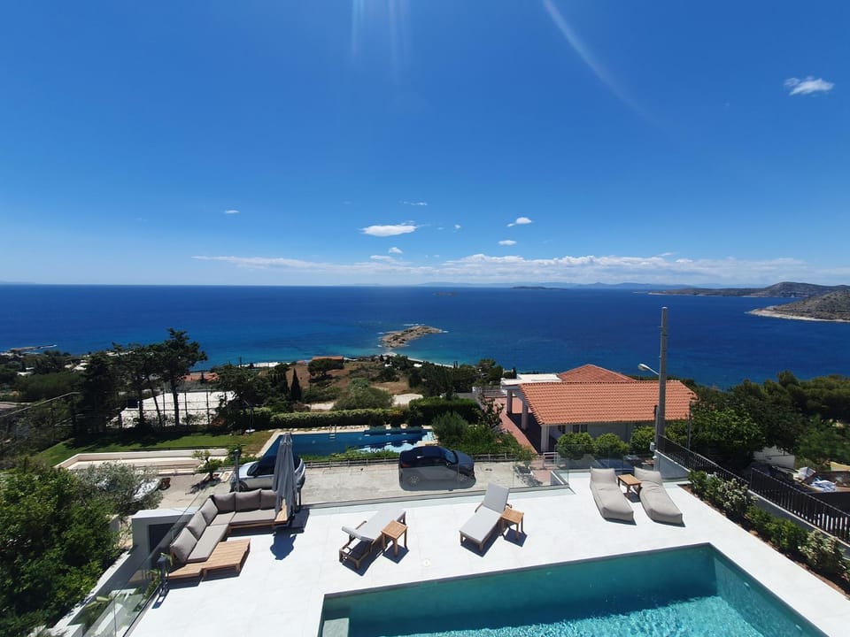 View (from property/room), Pool view, Sea view