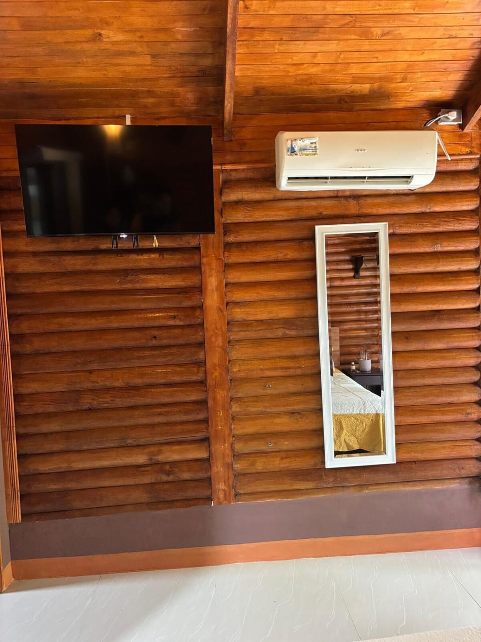 Nature retreat House in Alajuela Province