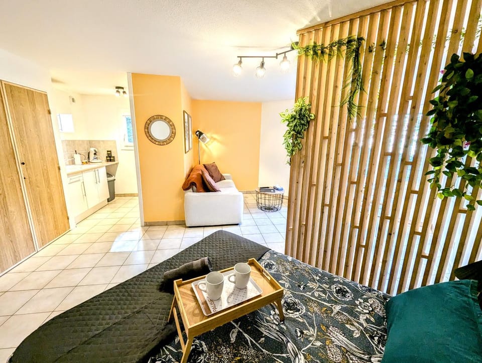 Kitchen or kitchenette, Living room, Bedroom, kitchen