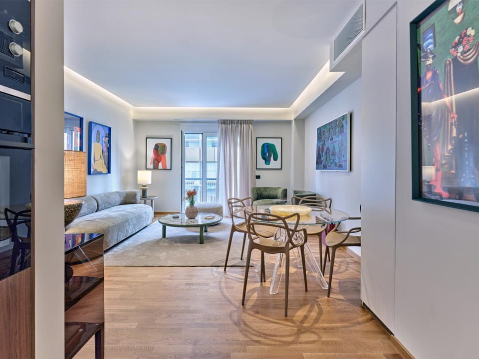 One Kolonaki , an elegant 2-bedroom apartment on Valaoritou pedestrian street Apartment in Athens